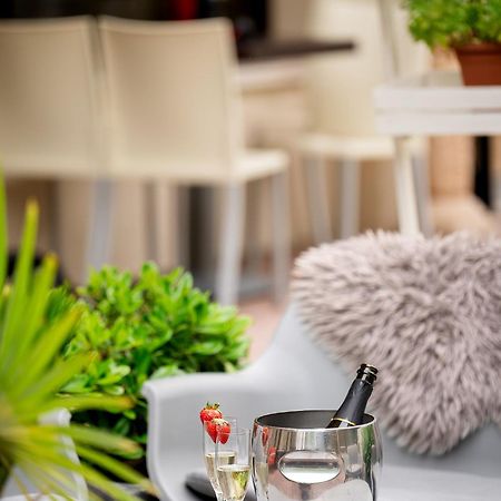 Hotel La Pergola Bellaria-Igea Marina Ngoại thất bức ảnh
