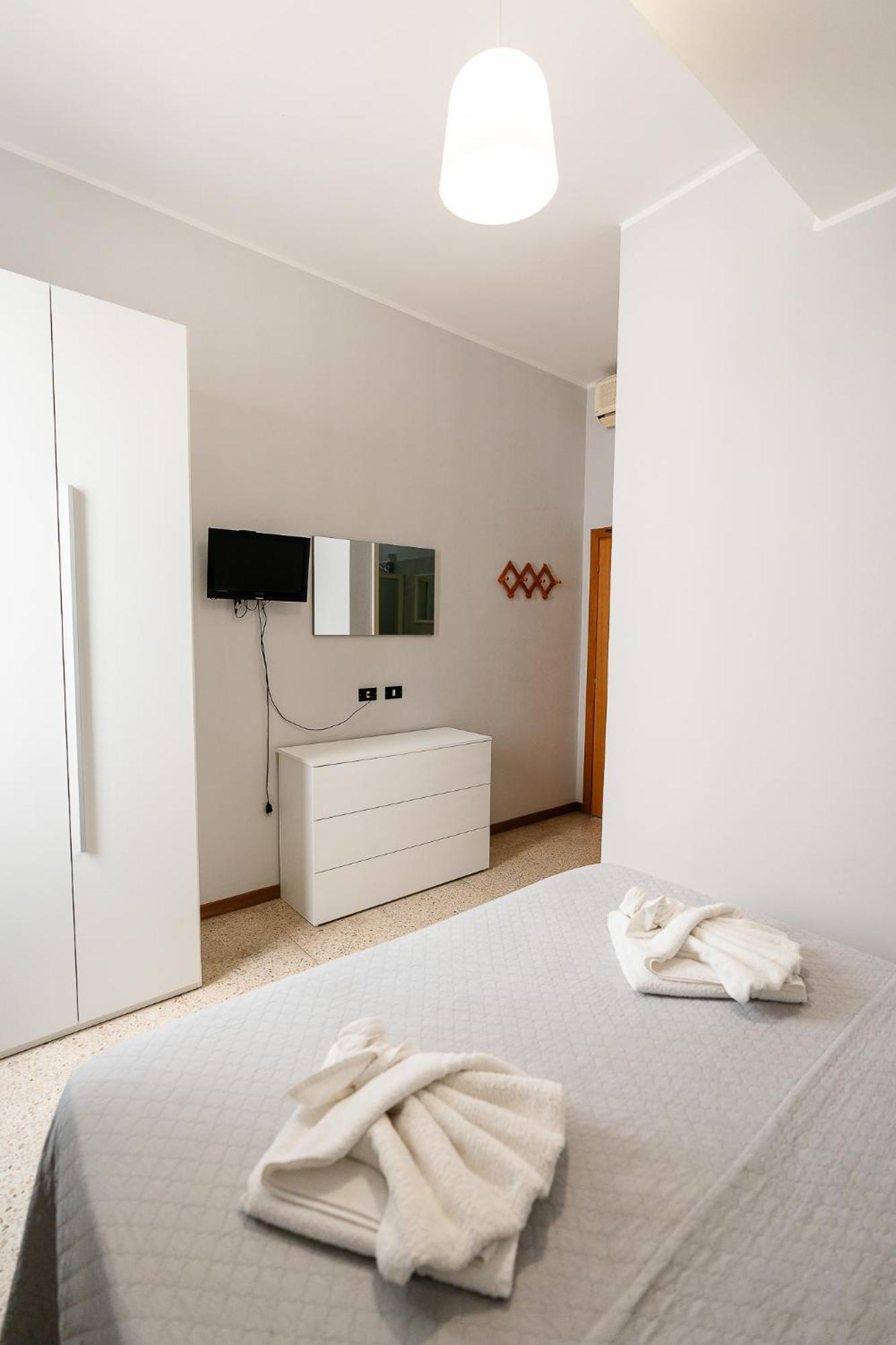 Hotel La Pergola Bellaria-Igea Marina Ngoại thất bức ảnh
