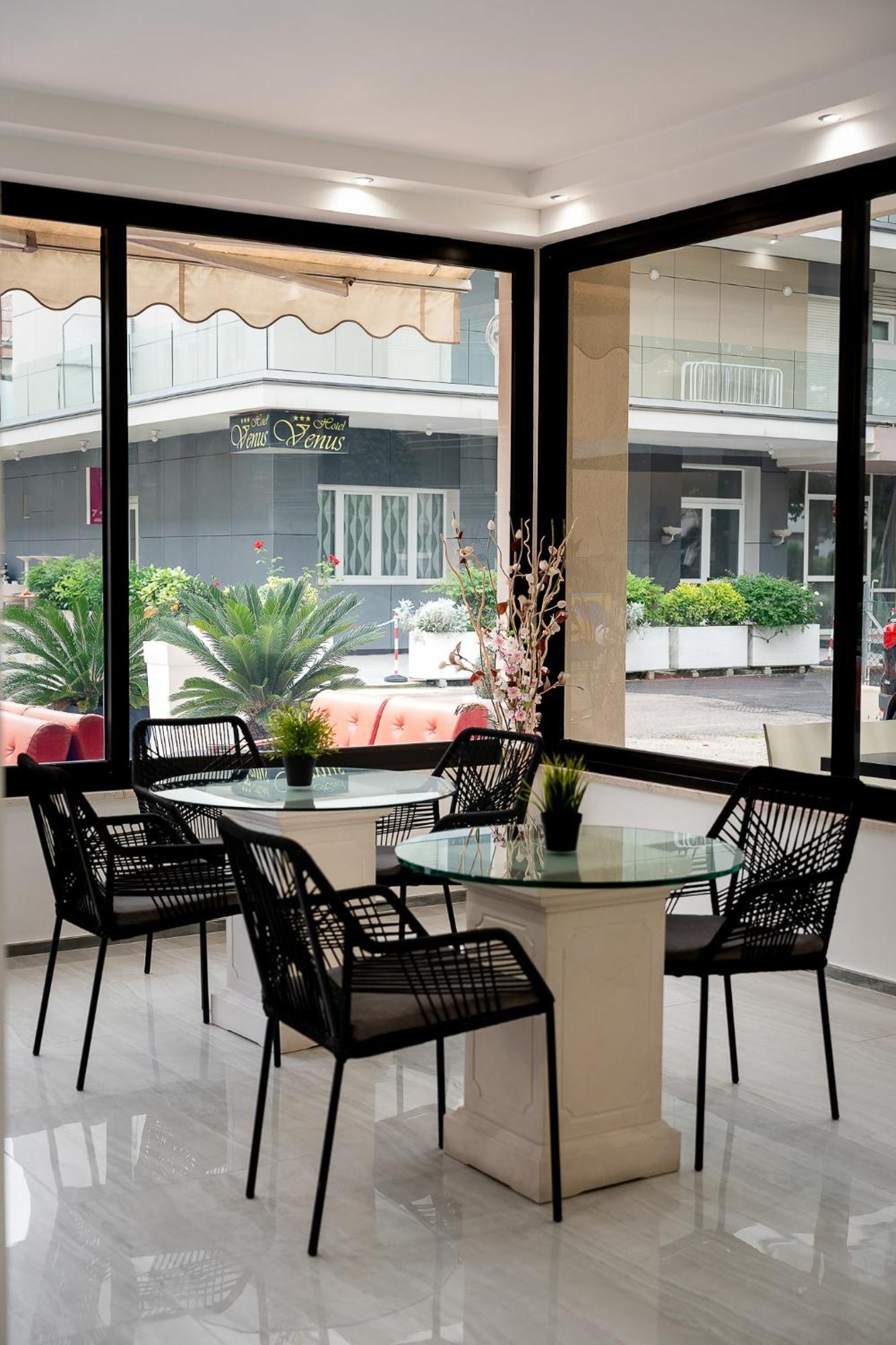 Hotel La Pergola Bellaria-Igea Marina Ngoại thất bức ảnh