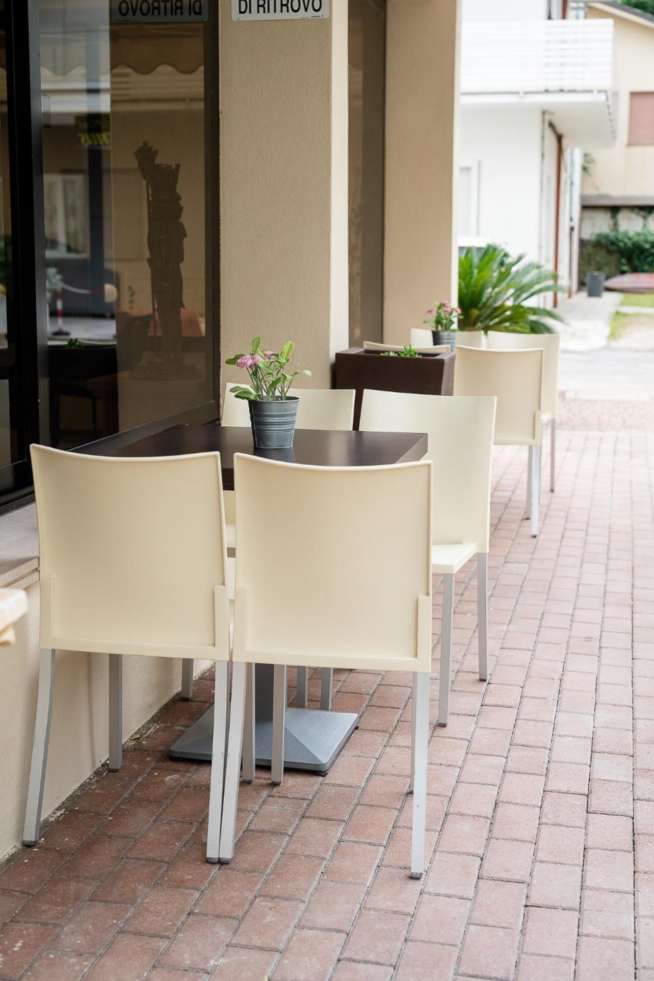 Hotel La Pergola Bellaria-Igea Marina Ngoại thất bức ảnh